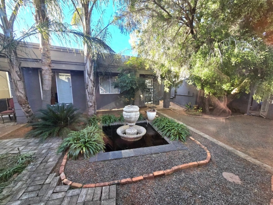 4 Bedroom Property for Sale in Dan Pienaar Free State